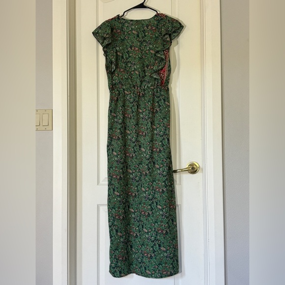 Boemo Green Boho Floral Maxi Dress NWT Size M Ruffle Sleeve - Picture 3 of 5